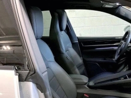 Porsche Macan Electric 4 AWD 2026