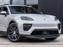 Porsche Macan Electric 4 AWD 2026