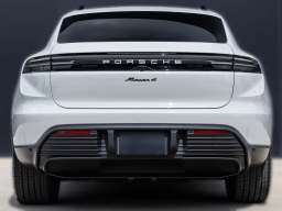 Porsche Macan Electric 4 AWD 2026