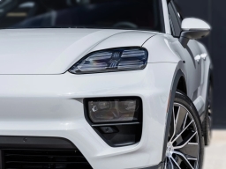 Porsche Macan Electric 4 AWD 2026