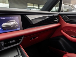 Porsche Macan Electric 4 AWD 2026