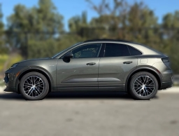 Porsche Macan Electric 4 AWD 2026
