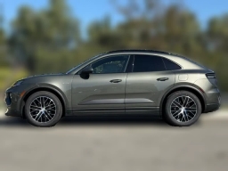 Porsche Macan Electric 4 AWD 2026