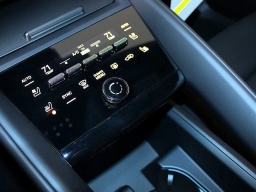 Porsche Macan Electric 4 AWD 2026