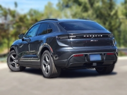 Porsche Macan Electric 4 AWD 2026
