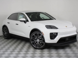 Porsche Macan Electric 4 AWD 2026