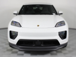 Porsche Macan Electric 4 AWD 2026