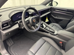 Porsche Macan Electric 4 AWD 2026