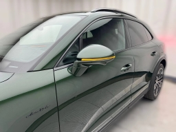 Porsche Macan Electric 4 AWD 2026