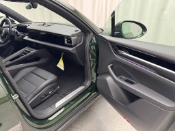 Porsche Macan Electric 4 AWD 2026