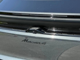 Porsche Macan Electric 4 AWD 2025