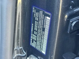 Porsche Macan Electric 4 AWD 2025