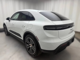 Porsche Macan Electric 4 AWD 2025