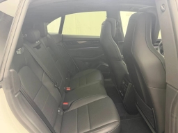 Porsche Macan Electric 4 AWD 2025