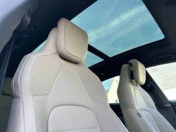 Porsche Macan Electric 4 AWD 2025