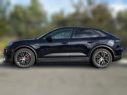 Porsche Macan Electric 4S AWD 2025