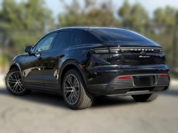 Porsche Macan Electric 4S AWD 2025