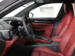 Porsche Macan Electric 4S AWD 2026