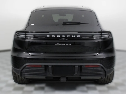 Porsche Macan Electric 4S AWD 2026