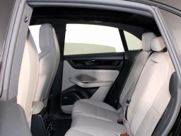 Porsche Macan Electric 4S AWD 2025