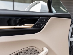 Porsche Macan Electric 4S AWD 2025