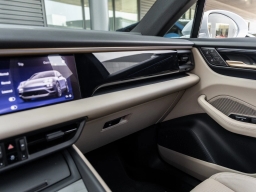 Porsche Macan Electric 4S AWD 2025