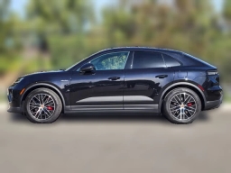 Porsche Macan Electric 4S AWD 2025