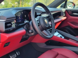 Porsche Macan Electric 4S AWD 2025