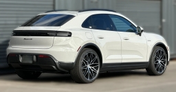 Porsche Macan Electric 4S AWD 2026