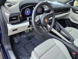 Porsche Macan Electric 4S AWD 2025