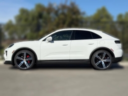Porsche Macan Electric 4S AWD 2025