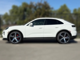 Porsche Macan Electric 4S AWD 2025