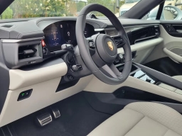 Porsche Macan Electric 4S AWD 2025