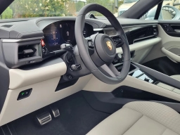 Porsche Macan Electric 4S AWD 2025