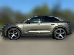 Porsche Macan Electric 4S AWD 2025