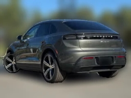 Porsche Macan Electric 4S AWD 2025