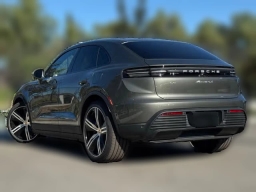 Porsche Macan Electric 4S AWD 2025