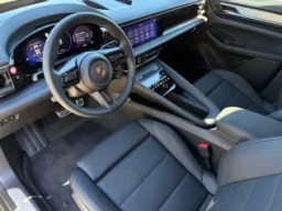 Porsche Macan Electric 4S AWD 2025