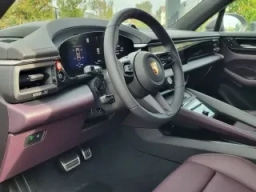 Porsche Macan Electric 4S AWD 2025