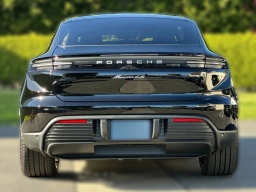 Porsche Macan Electric 4S AWD 2026
