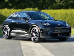 Porsche Macan Electric 4S AWD 2026