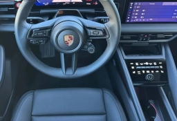 Porsche Macan Electric 4S AWD 2026