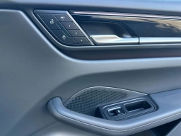 Porsche Macan Electric 4S AWD 2026