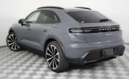Porsche Macan Electric 4S AWD 2026