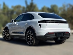 Porsche Macan Electric Turbo AWD 2026