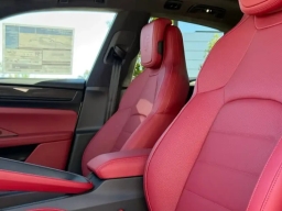 Porsche Macan Electric Turbo AWD 2026