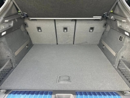 Porsche Macan Electric Turbo AWD 2025