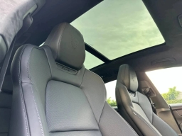 Porsche Macan Electric Turbo AWD 2025