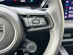 Porsche Macan Electric Turbo AWD 2025