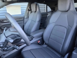 Porsche Macan Electric Turbo AWD 2025